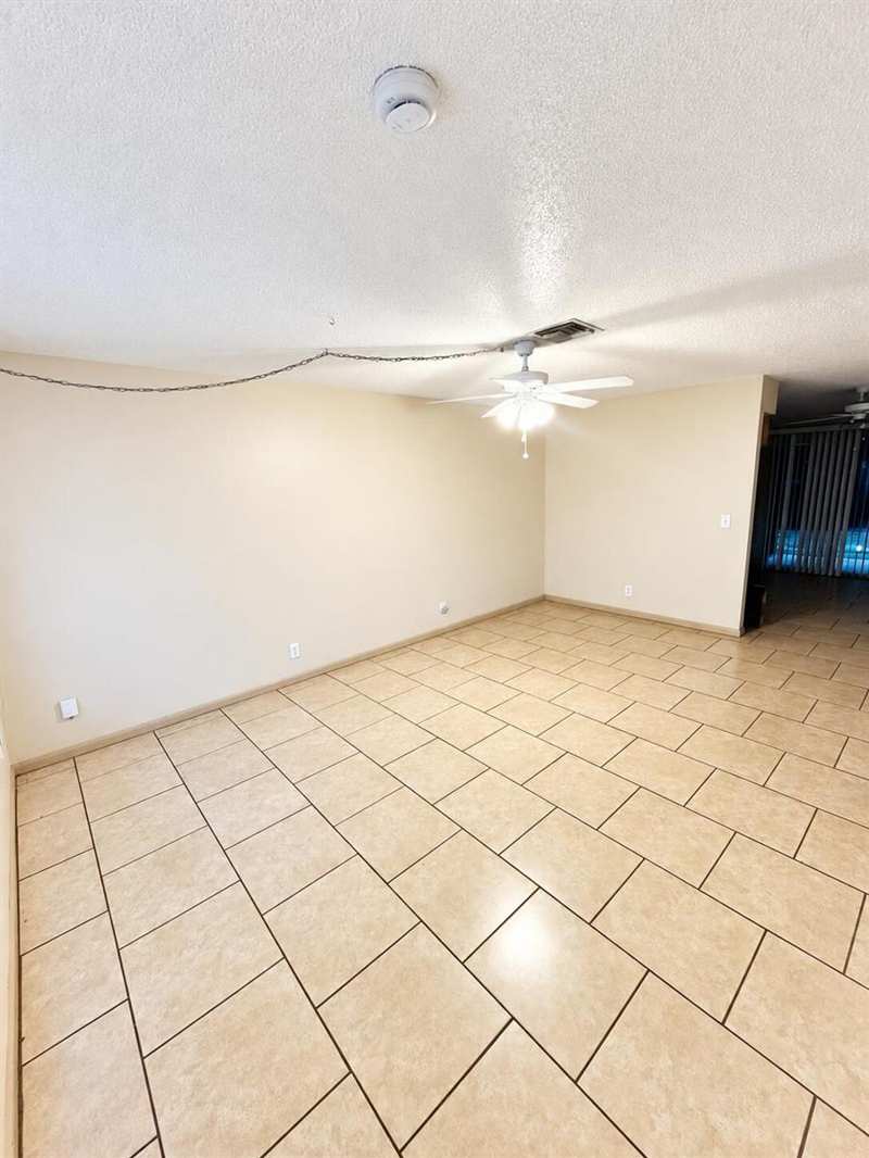 9077 E HIGHLAND PINES Drive # 9077, Palm Beach Gardens FL 33418