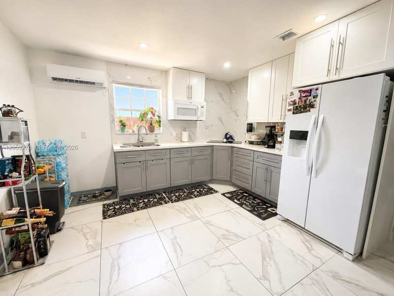 6237 SW 23rd St, Miramar FL 33023