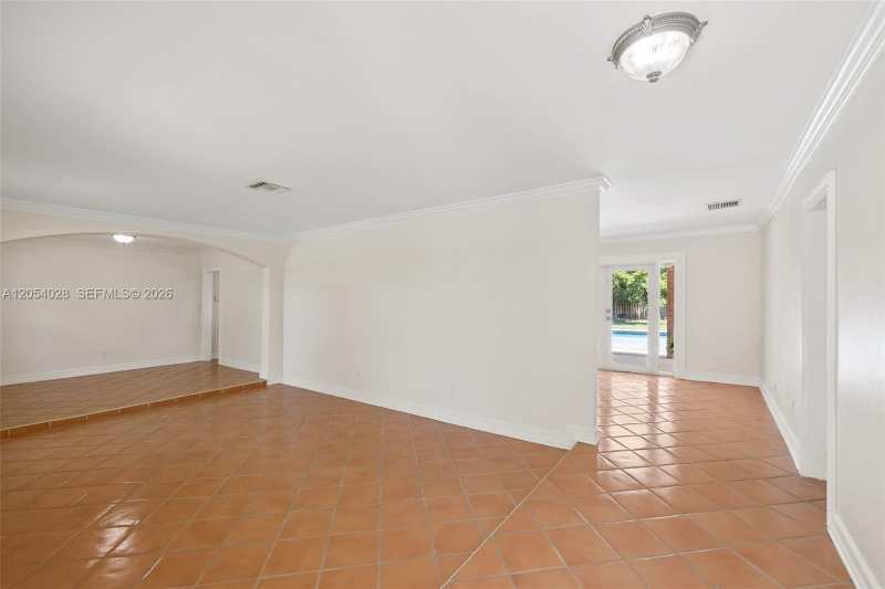 9765 SW 143rd St, Miami FL 33176