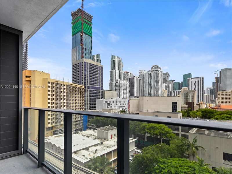 121 NE 5th St # 901B, Miami FL 33132