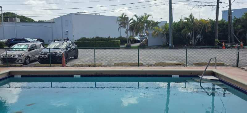 7901 SW 64th Ave # 4, South Miami FL 33143