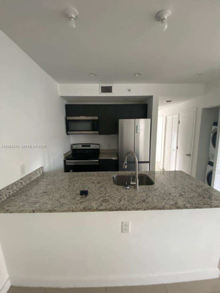 423 E 27th St # 201, Hialeah FL 33013