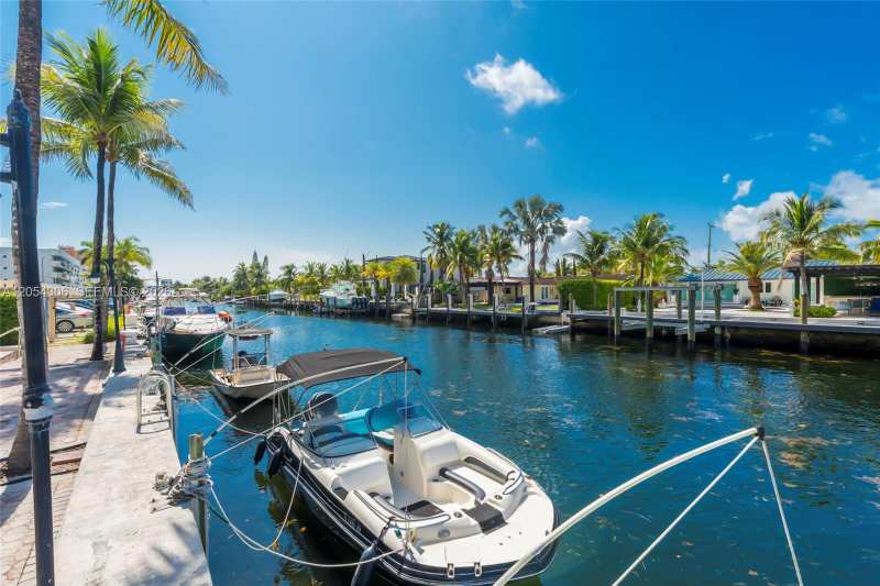 2350 NE 135th St # 1510, North Miami FL 33181