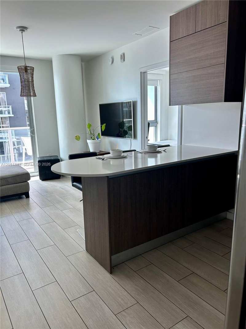 1600 SW 1st Ave # 812, Miami FL 33129