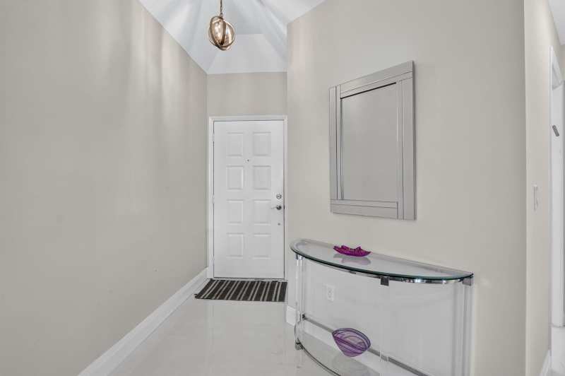 7535 La Paz Boulevard # 306, Boca Raton FL 33433