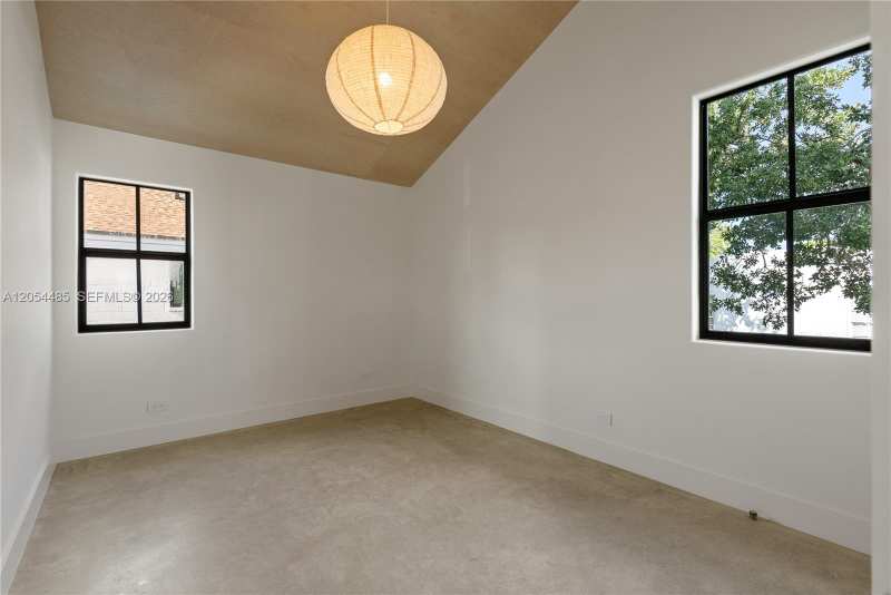 3620 Plaza Street, Miami FL 33133