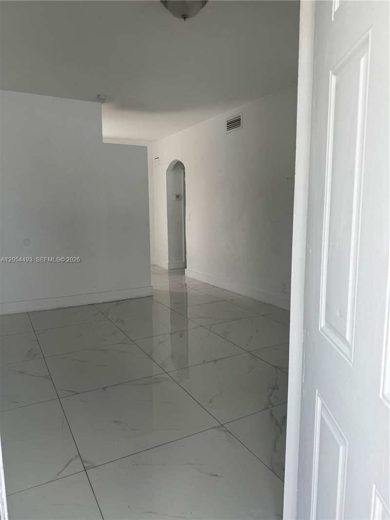 4871 W Flagler St # 1, Miami FL 33134