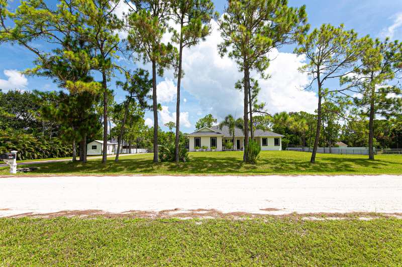 17441 77TH Lane N, FL 33470