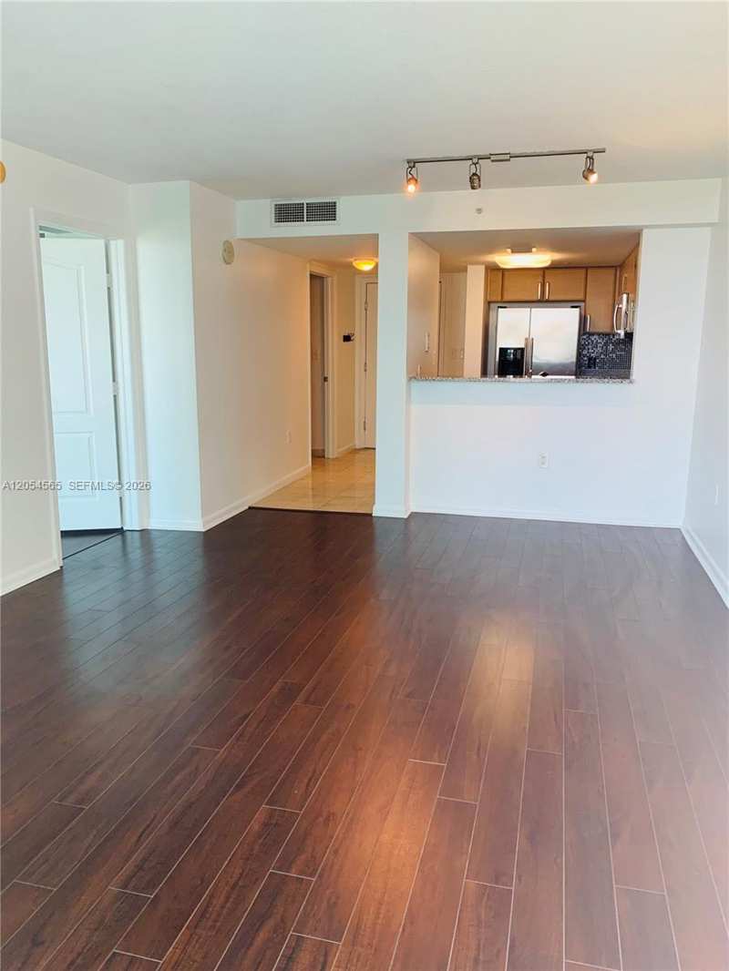 2101 Brickell Ave # 2611, Miami FL 33129