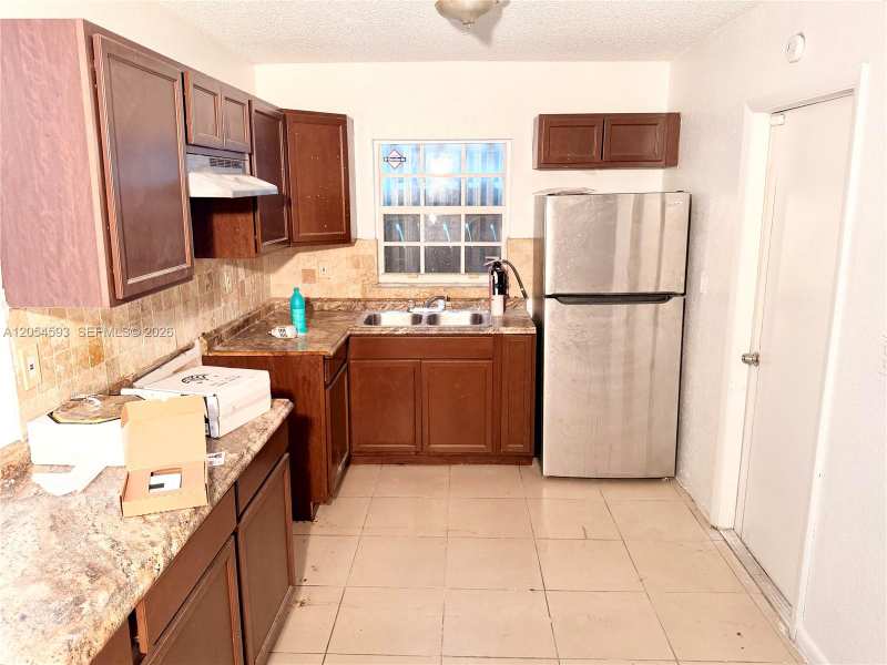 1561 NW 7th Ter, Pompano Beach FL 33060