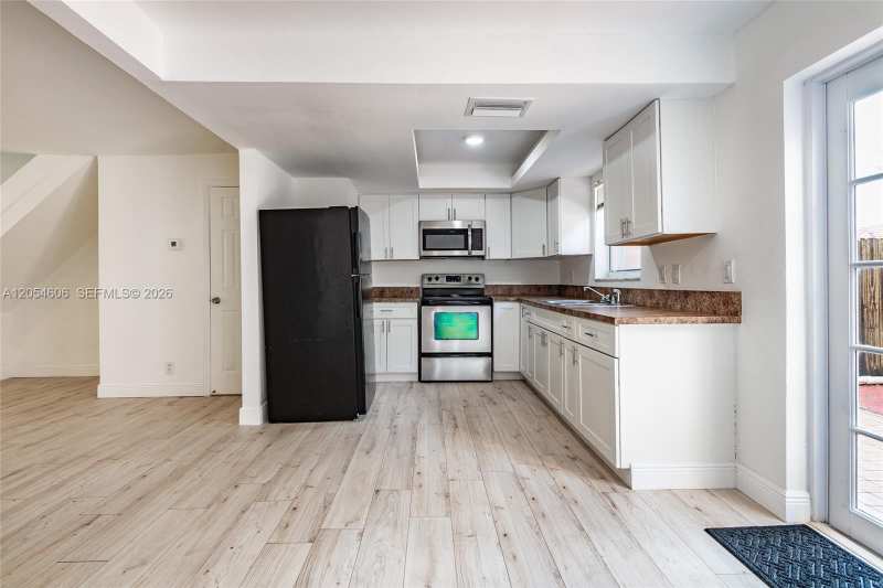 7920 Kimberly Blvd # 305, North Lauderdale FL 33068