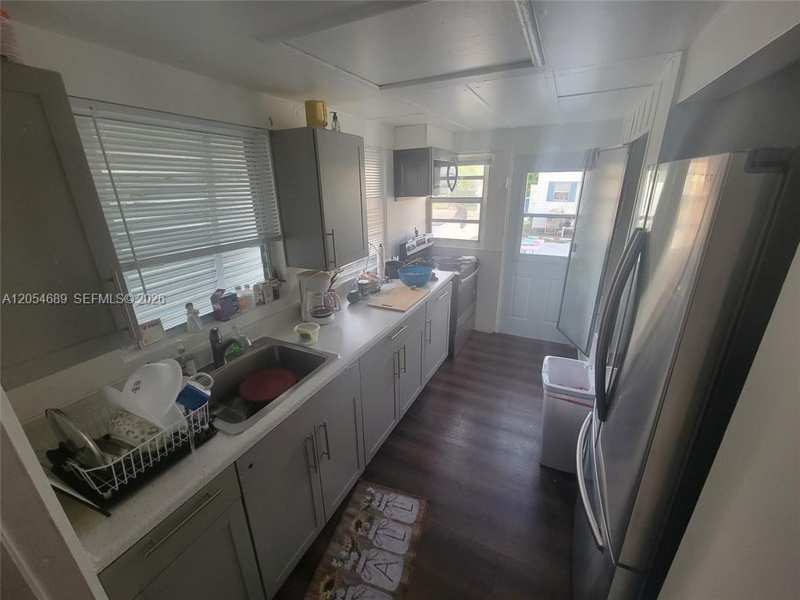 1711 Jackson St, Hollywood FL 33020