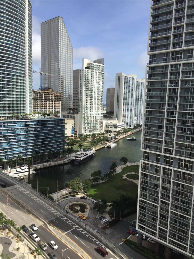 500 Brickell Ave # 2303, Miami FL 33131
