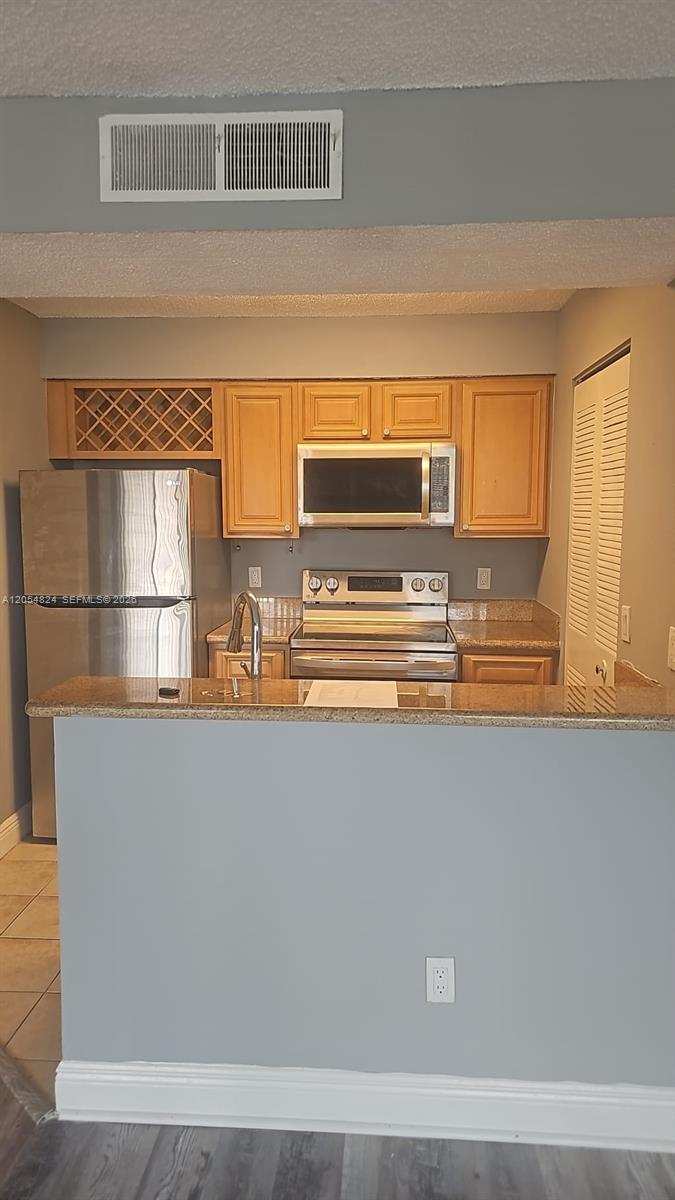 ROYAL POINCIANA CONDO
