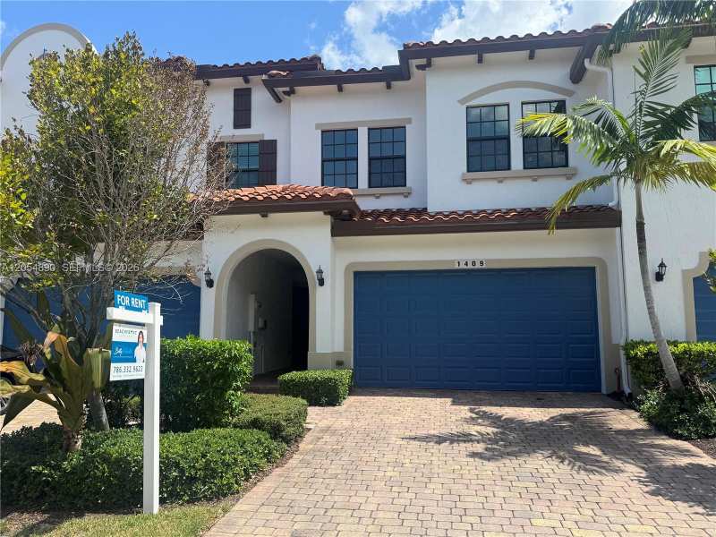 1409 SW 113th Ave, Pembroke Pines FL 33025