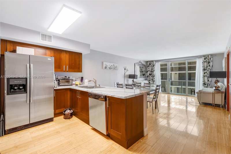 9499 Collins Ave # 607, Surfside FL 33154