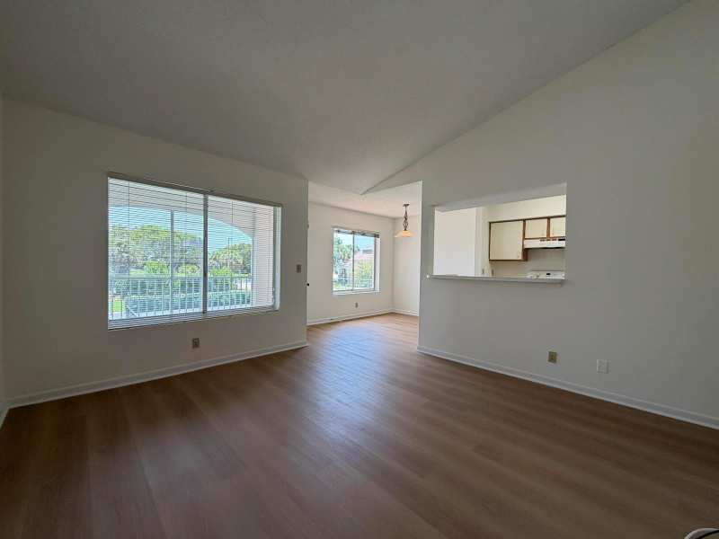 815 W Boynton Beach Boulevard # 203, Boynton Beach FL 33426