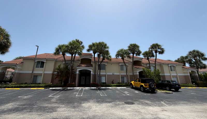 815 W Boynton Beach Boulevard # 203, Boynton Beach FL 33426