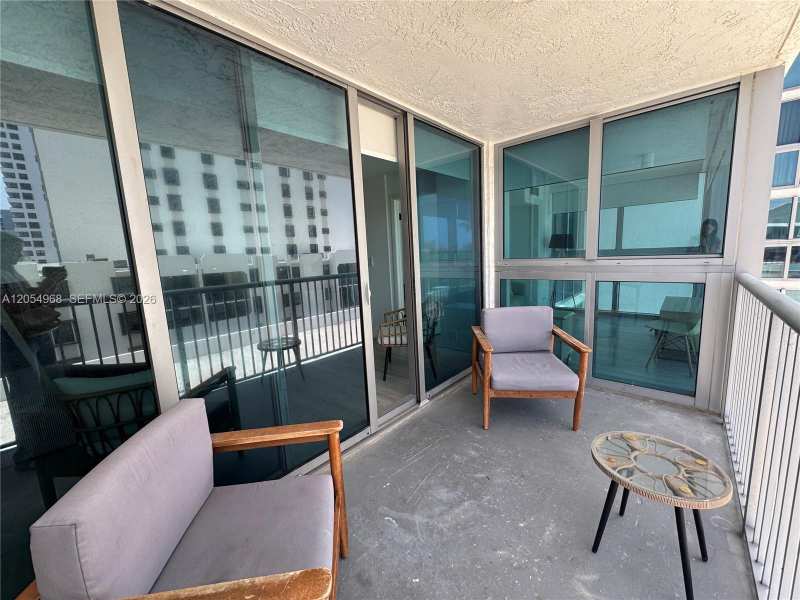 2655 Collins Ave # 608, Miami Beach FL 33140