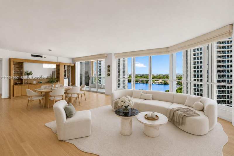 21150 Point Pl # 1605, Aventura FL 33180