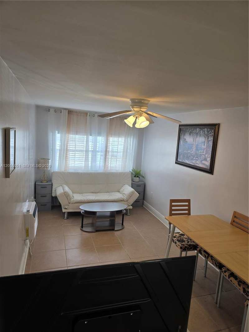 5712 Hollywood Blvd # 1, Hollywood FL 33021