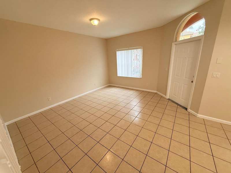 905 N SANTA CATALINA Circle # 905, North Lauderdale FL 33068