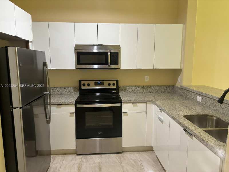 1568 SE 26th St # 204, Homestead FL 33035