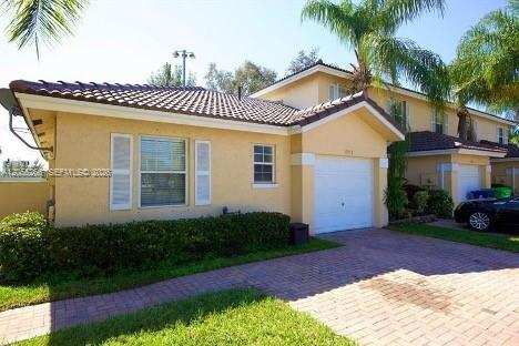 8978 NW 53rd St, Sunrise FL 33351