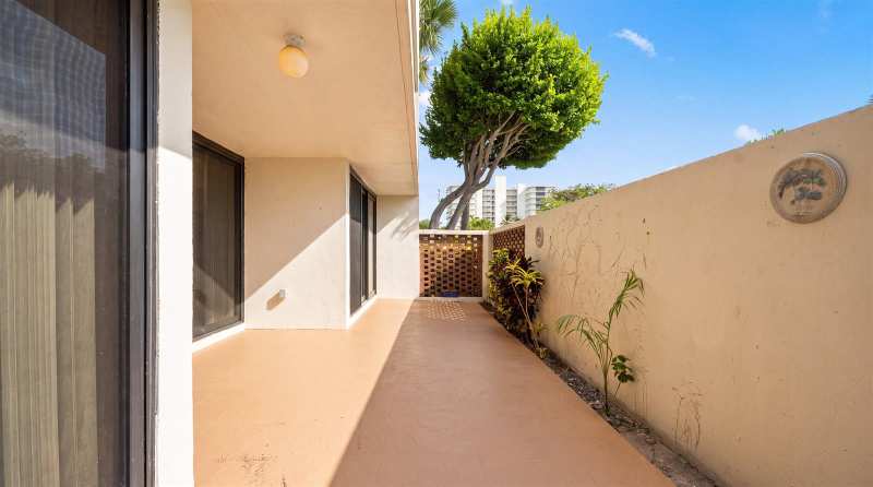 225 S Beach Road # 102, Jupiter FL 33469