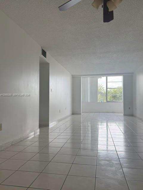 7345 W 4th Ave # 404, Hialeah FL 33014