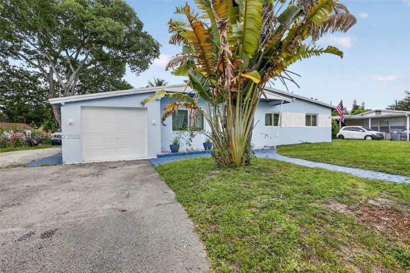3501 SW 40th Ave, West Park FL 33023
