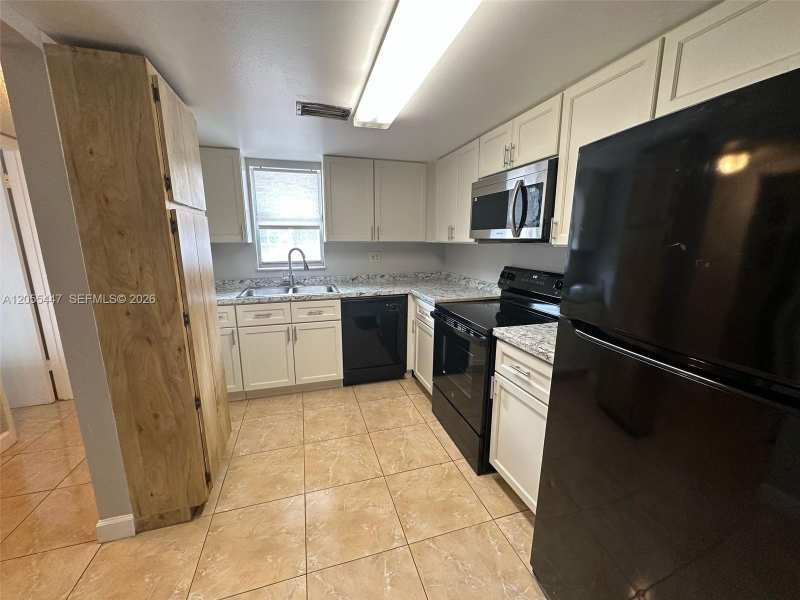 4159 SW 66th Ln # 120, Davie FL 33314