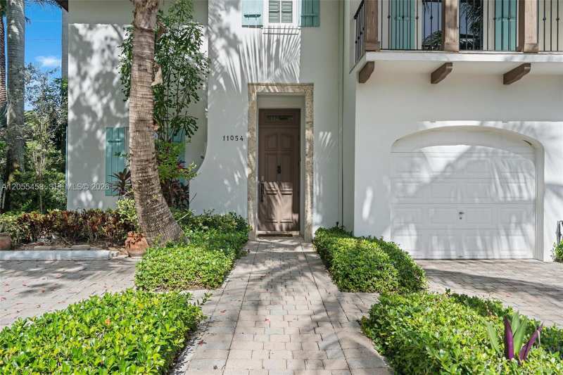 11054 SW 79th Path, Miami FL 33156