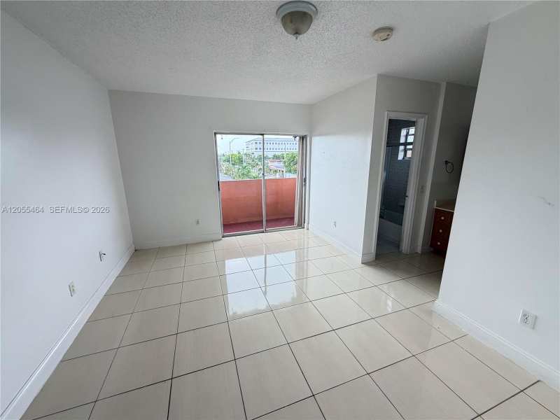 GOLDEN GATE CONDO PHASE I