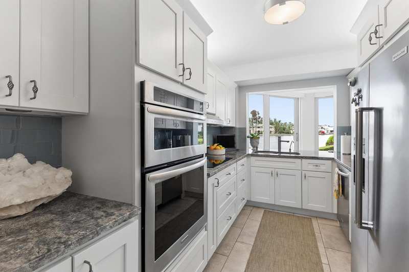 555 SE 6TH Avenue # 1B, Delray Beach FL 33483