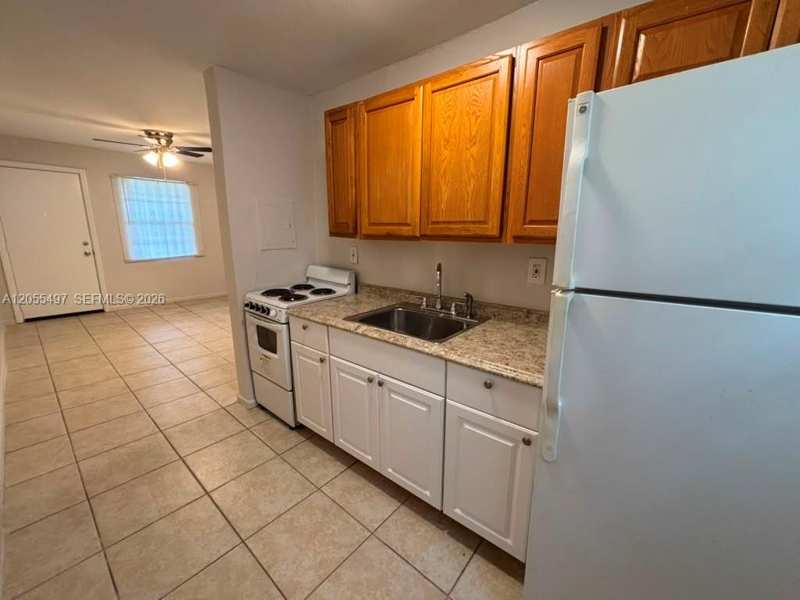 14100 NW 24th Ct # 203, Opa-Locka FL 33054