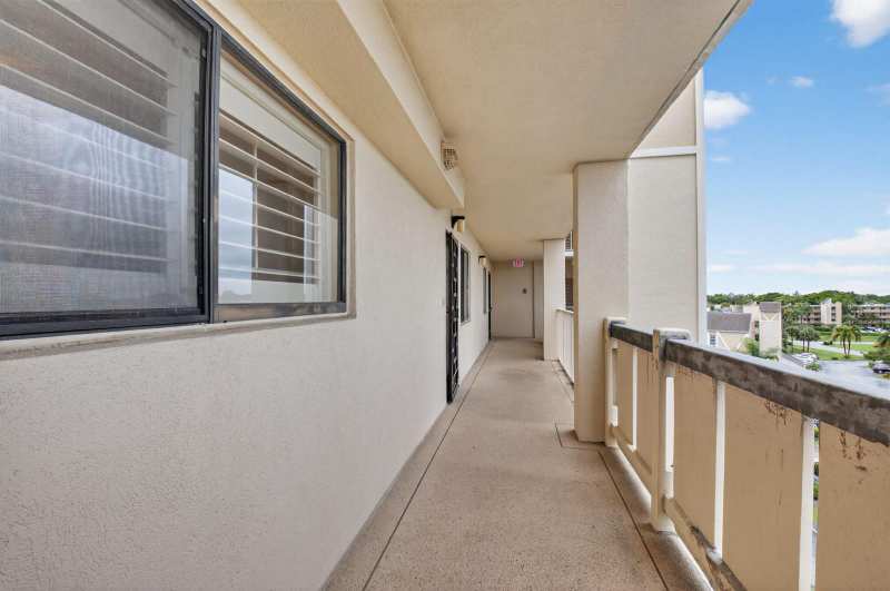 6866 HUNTINGTON Lane # 607, Delray Beach FL 33446