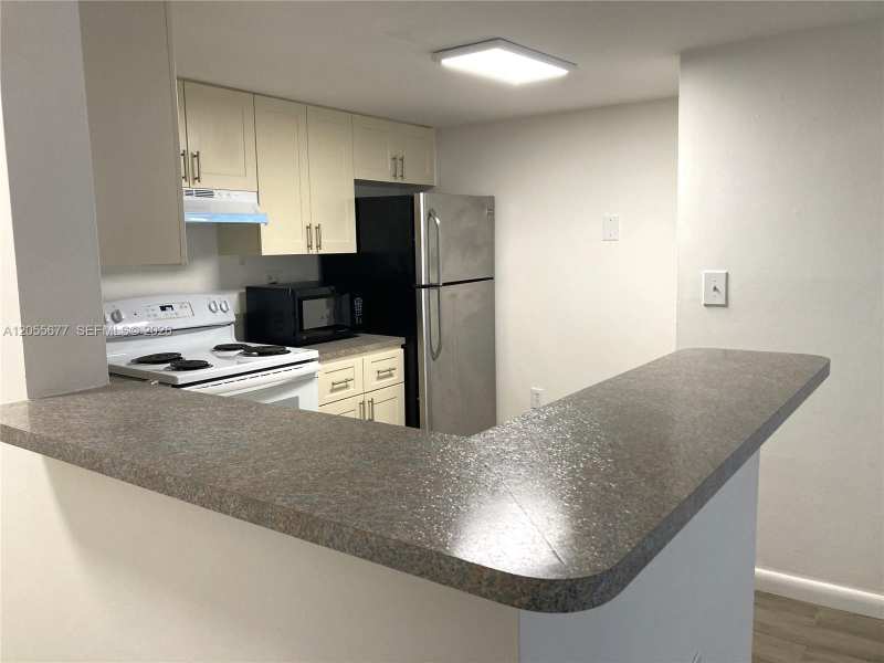 9879 Nob Hill Ct # 9879, Sunrise FL 33351