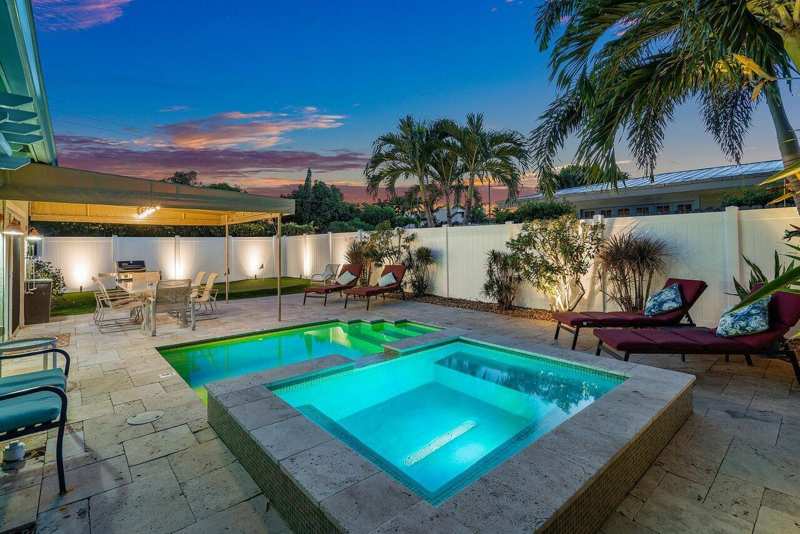 520 NE 3RD Avenue, Delray Beach FL 33444