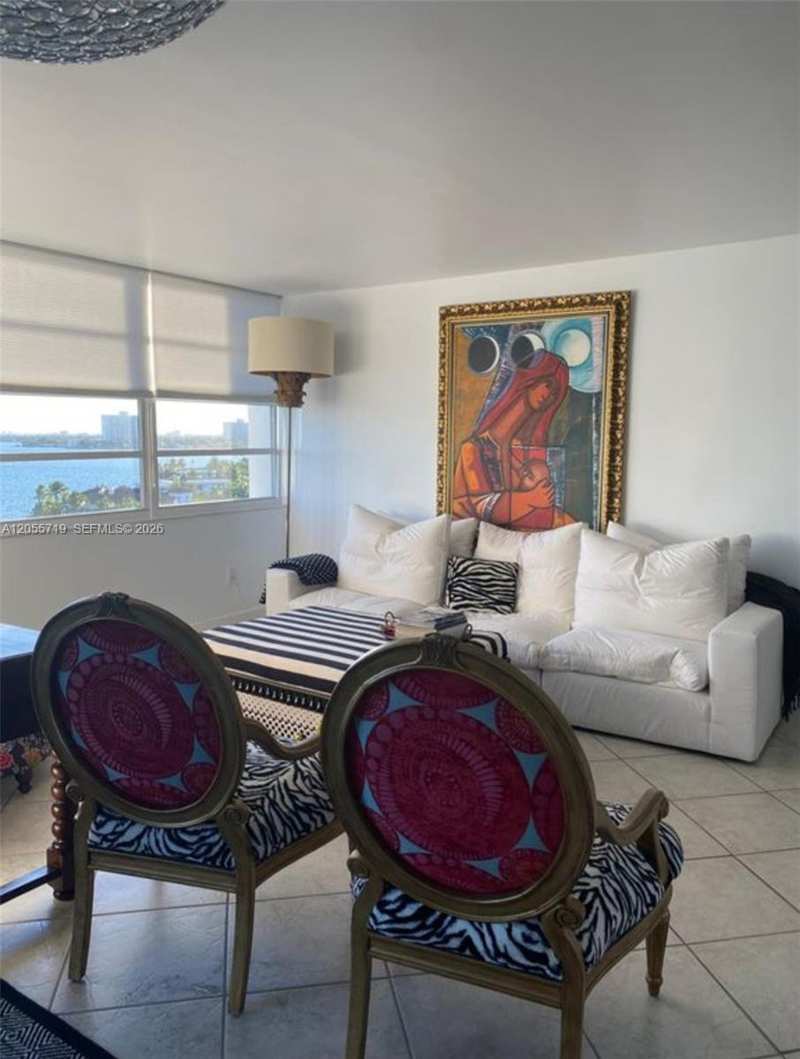 11930 N Bayshore Dr # 1006, North Miami FL 33181