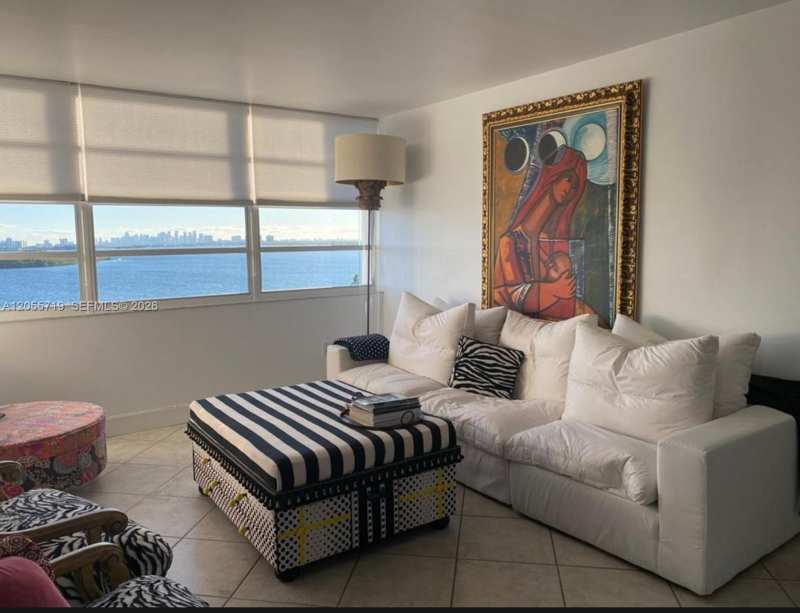 11930 N Bayshore Dr # 1006, North Miami FL 33181