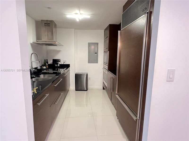 495 Brickell Ave, Miami FL 33131