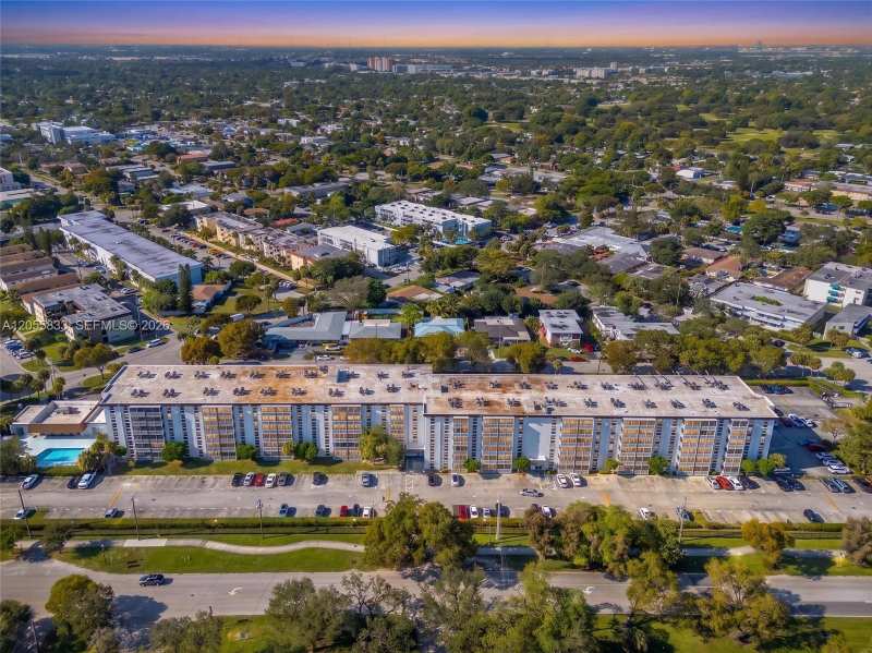 16851 NE 23rd Ave # A516, North Miami Beach FL 33160