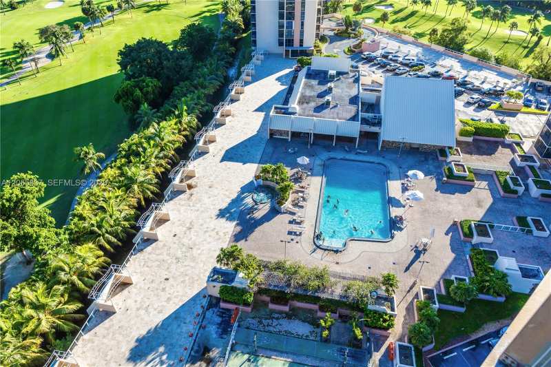 20379 W Country Club Dr # 433, Aventura FL 33180