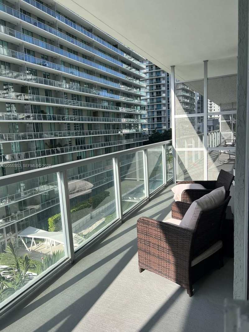 79 SW 12th St, Miami FL 33130