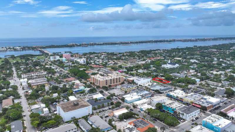 17 S L Street, FL 33460