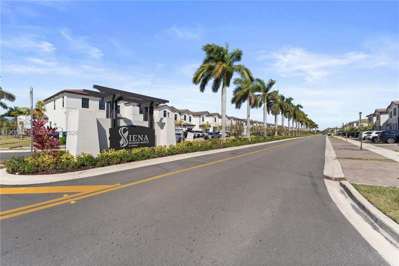 12958 SW 231st St, Miami FL 33170