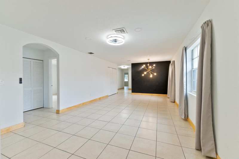 289 SW 3RD Court, Deerfield Beach FL 33441