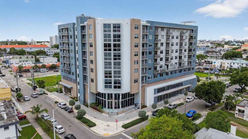 1110 NW 1st St # 409, Miami FL 33128