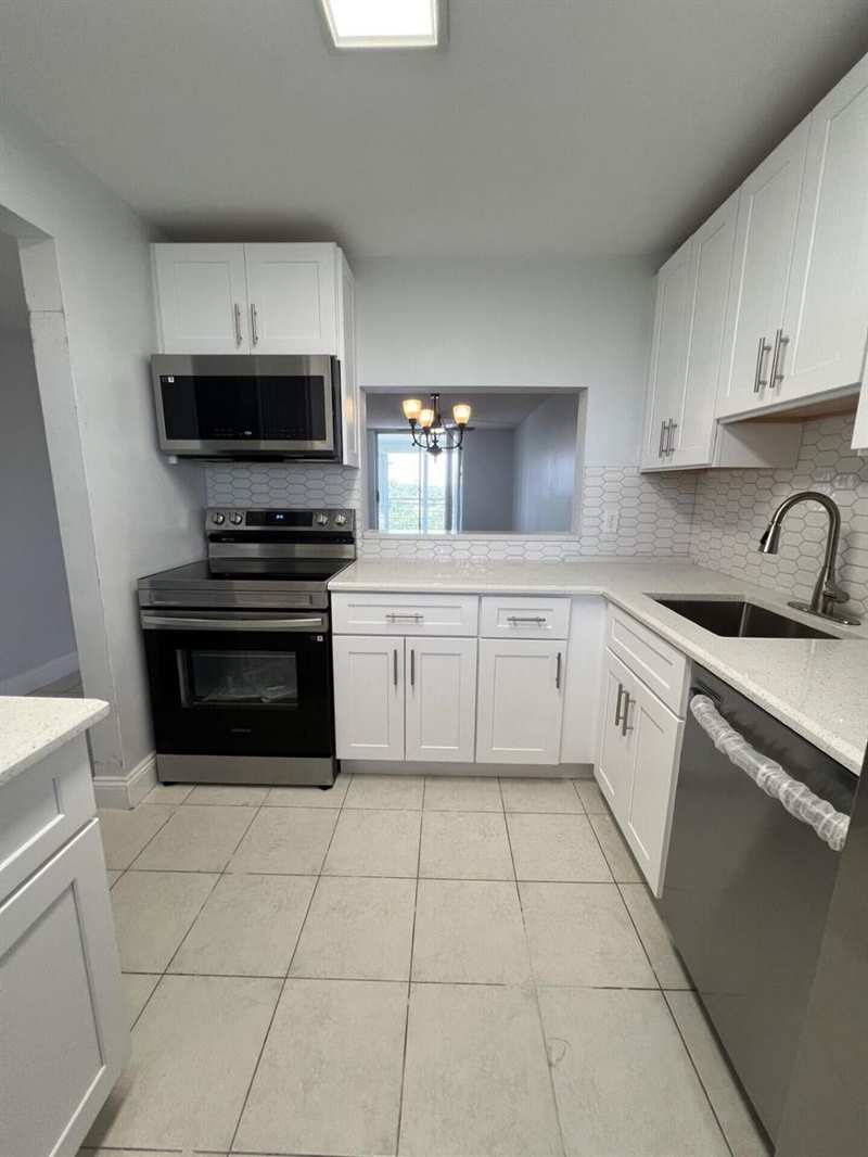 5961 NW 2nd Avenue # 506, Boca Raton FL 33487